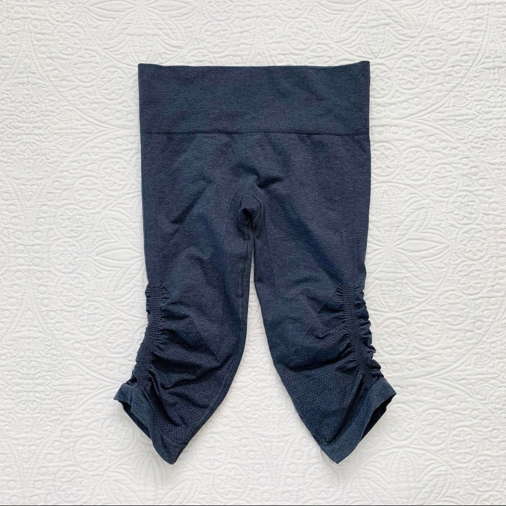 Lululemon In The Flow Crop II Leggings (16.5" Inseam), Heathered Inkwell Blue - Picture 2 of 7